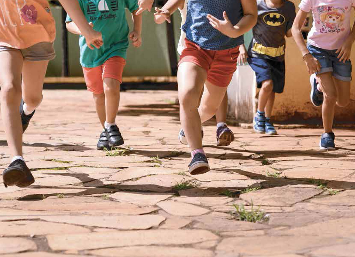 Programa das Nações Unidas para o Desenvolvimento - PNUD Brasil - A  cartilha Jogos e Brincadeiras das Culturas Populares na Primeira  Infância, lançada pelo Ministério da Cidadania, em cooperação com a UNESCO